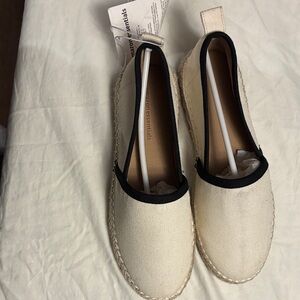 Amazon Essentials Cream and Black Espadrilles